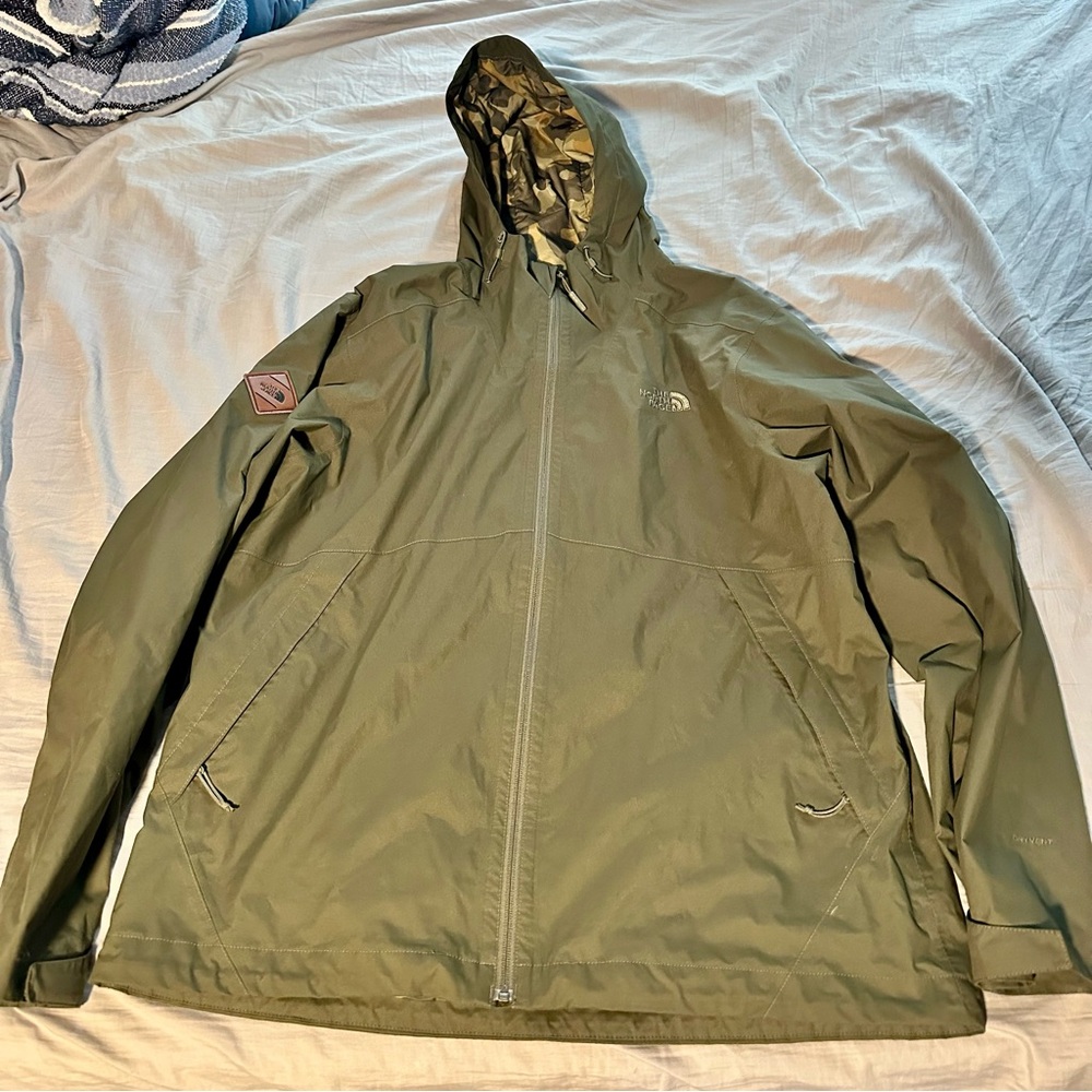 (RELIST) Men’s XL North Face Men's Olive Jacket